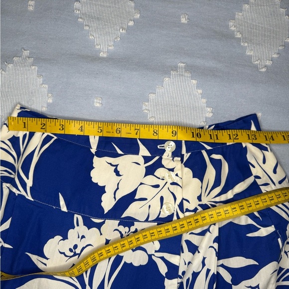 Rondina Blue and White A-Line Skirt With Same Pattern Blouse Resort Wear - Picture 10 of 16